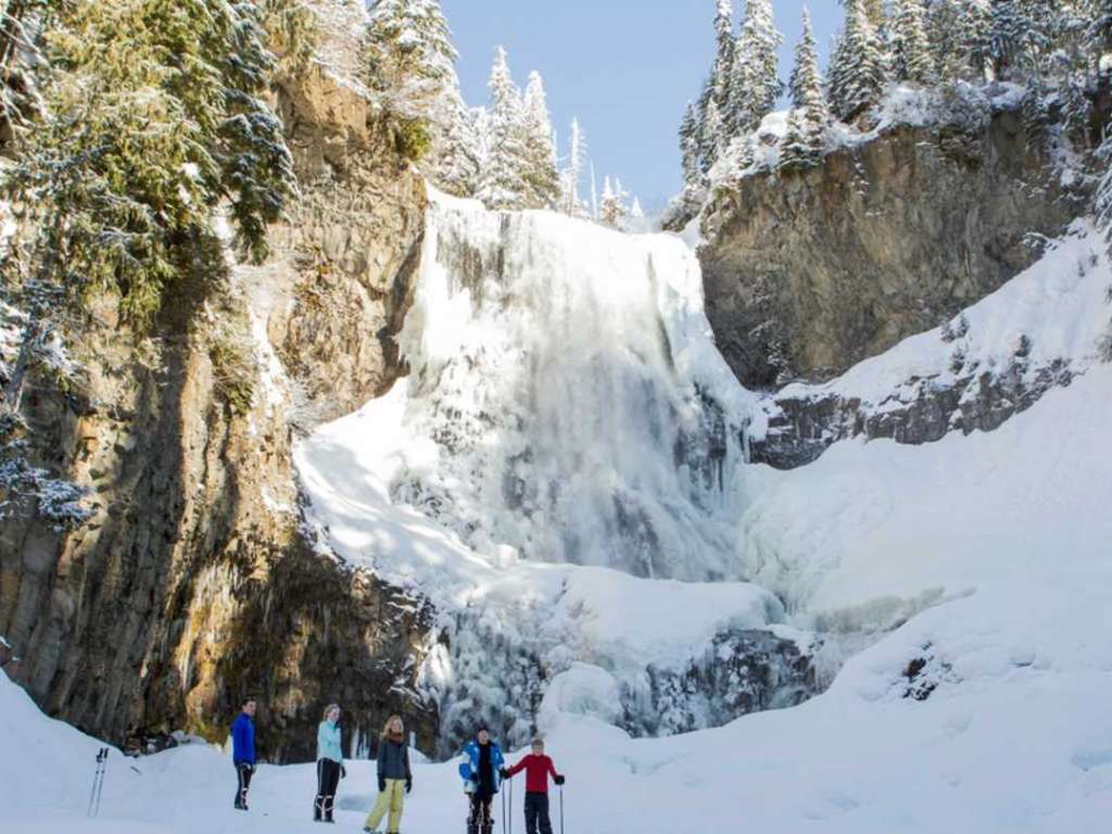 Aventura: conheça as cachoeiras congeladas perto de Vancouver e Whistler  neste inverno - Jornal Brasil Vancouver, image size:1024x768